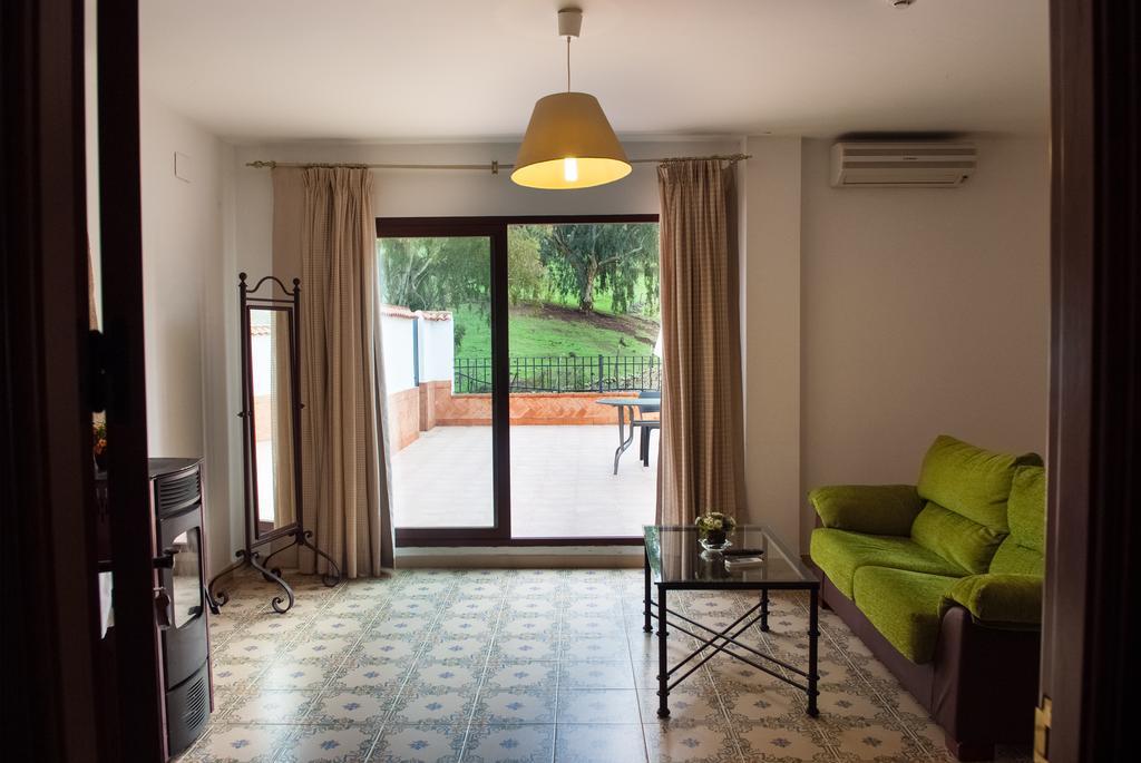 Apartamentos La Venta Del Charco Cardeña Quarto foto