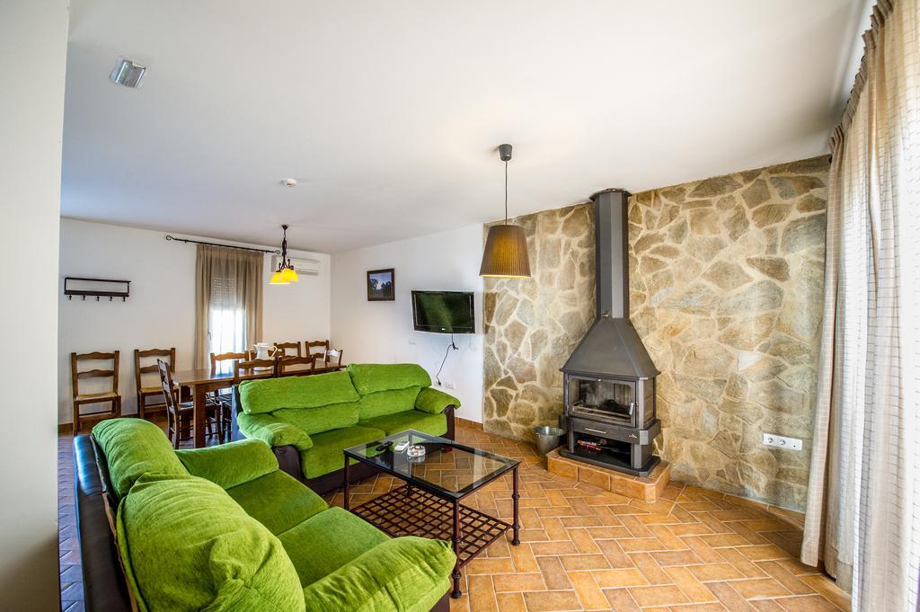 Apartamentos La Venta Del Charco Cardeña Quarto foto