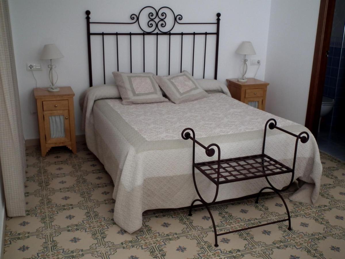 Apartamentos La Venta Del Charco Cardeña Exterior foto